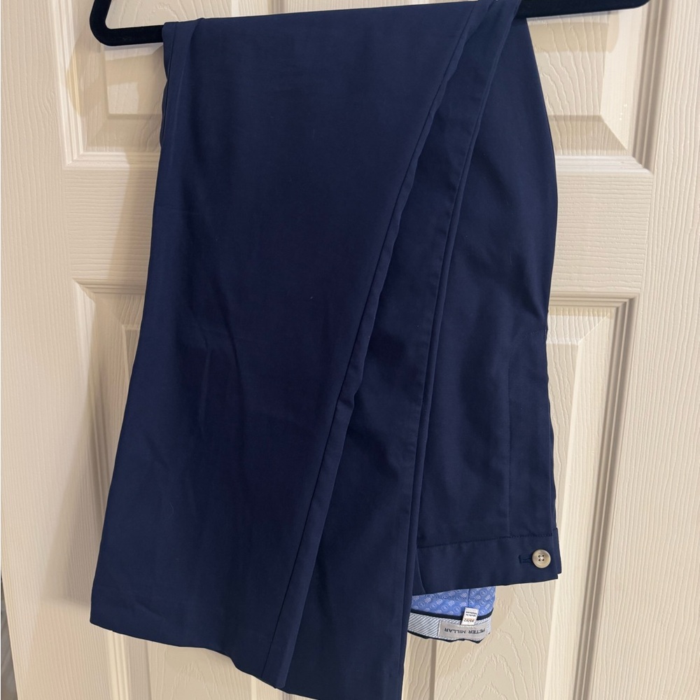 Peter Millar men’s navy chinos